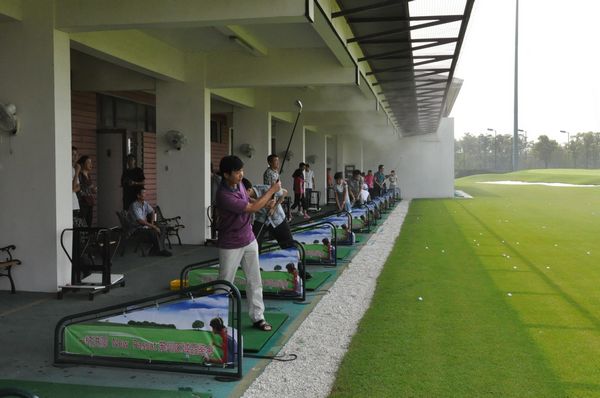 “一桿進(jìn)洞”全新帕薩特蘇州區(qū)域品鑒會!