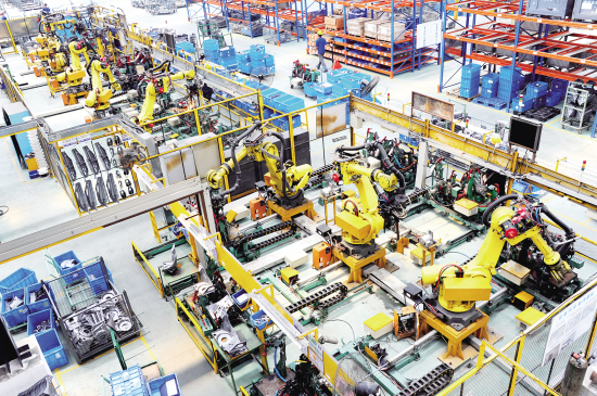 伍享汽車配件(太倉)有限公司生產(chǎn)車間里機器人好多！