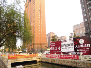 太倉商業(yè)廣告進小區(qū) 該由誰把關(guān)？