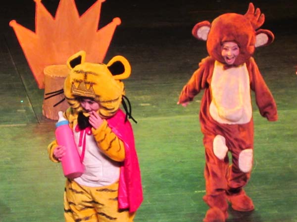 7月27日 太倉(cāng)大劇院上演親子互動(dòng)兒童劇《愛吃糖果的大老虎》