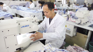 創(chuàng)新發(fā)明獲7項國家專利 14年來，徐永秋從一名普通的機修工成長為公司的技術(shù)骨干，在工作中不斷推進技術(shù)革新