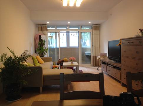 海運(yùn)堤綠地城一期房屋出租信息1則 