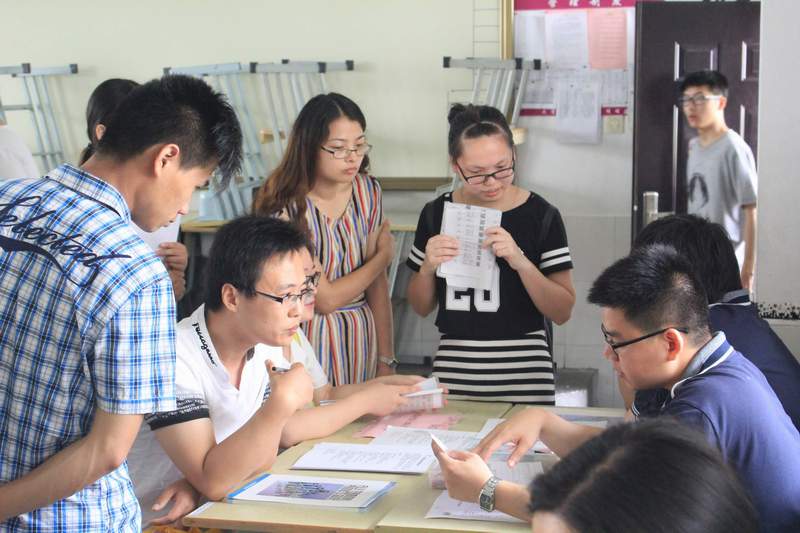 尼伯特不敵陽光，2016年太倉夏季招聘會圓滿落幕！