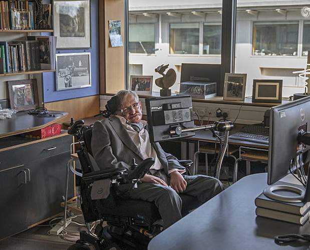 懷念偶像——物理學(xué)家霍金今去世享年76歲