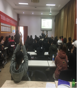 “職場(chǎng)起航，成就夢(mèng)想”  —大學(xué)生就業(yè)核心能力訓(xùn)練營(yíng)活動(dòng)啟動(dòng)開課