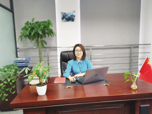 楊娟：引領(lǐng)微型新能源電動車設(shè)計(jì)方向