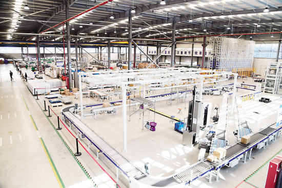 福玻斯年配套盒馬鮮生輸送線1萬米