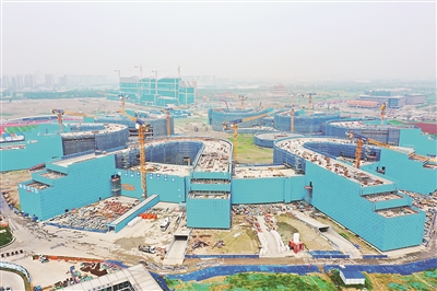 西浦太倉校區(qū)教學區(qū)主體結構全面封頂